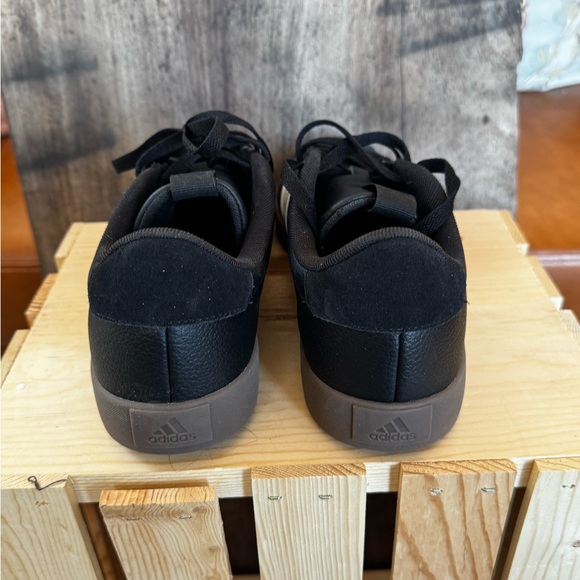 Adidas VL Court 3.0 Sneakers Black White Stripes Gum Sole SZ9.5 - Picture 5 of 14